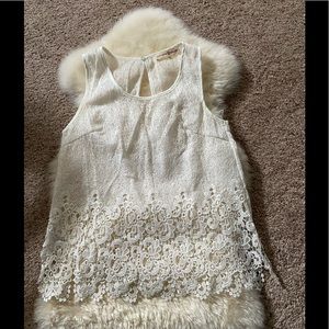 Altar’s State white lace tank